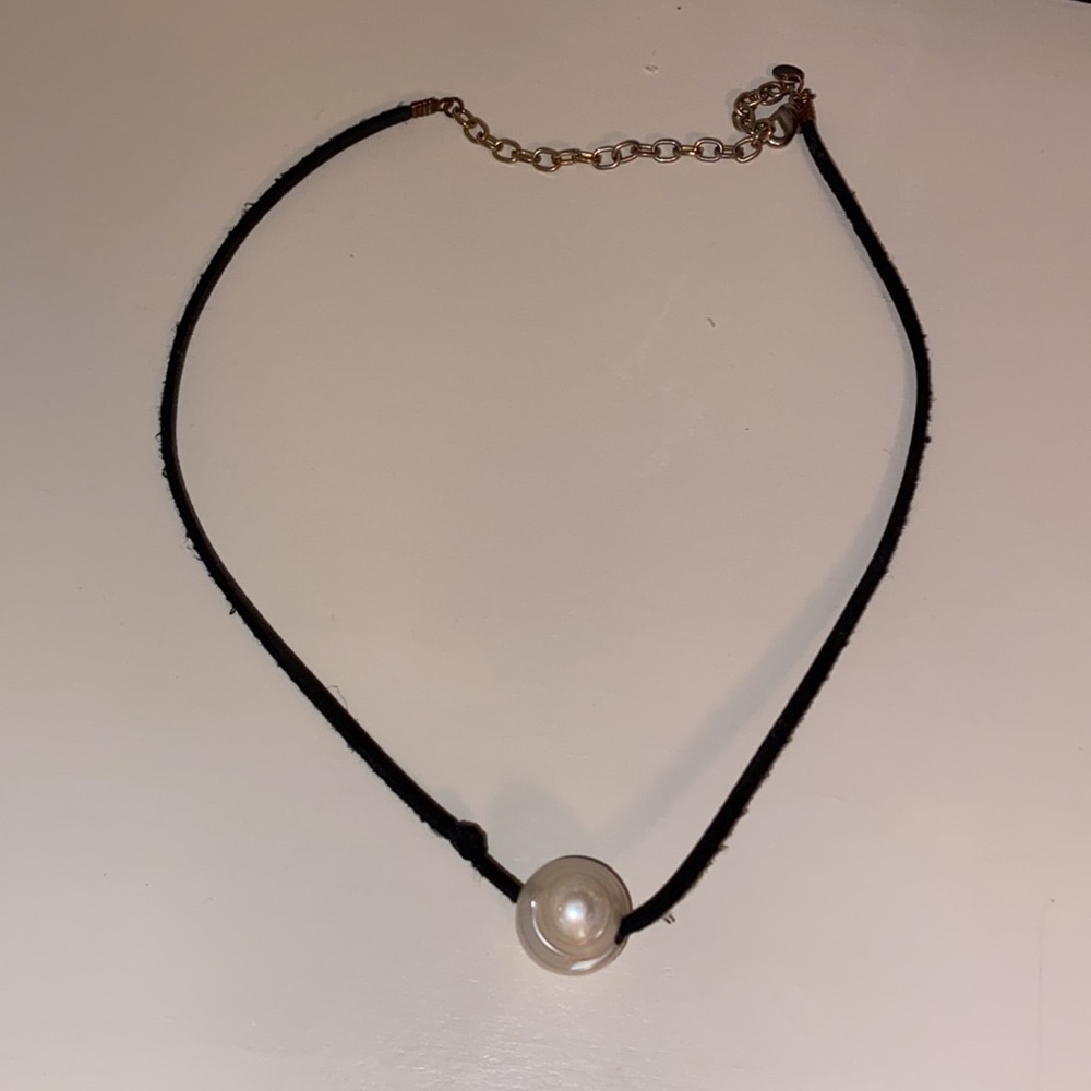 2 pearl bracelets perfect for the summer!! - Picture 3 of 3
